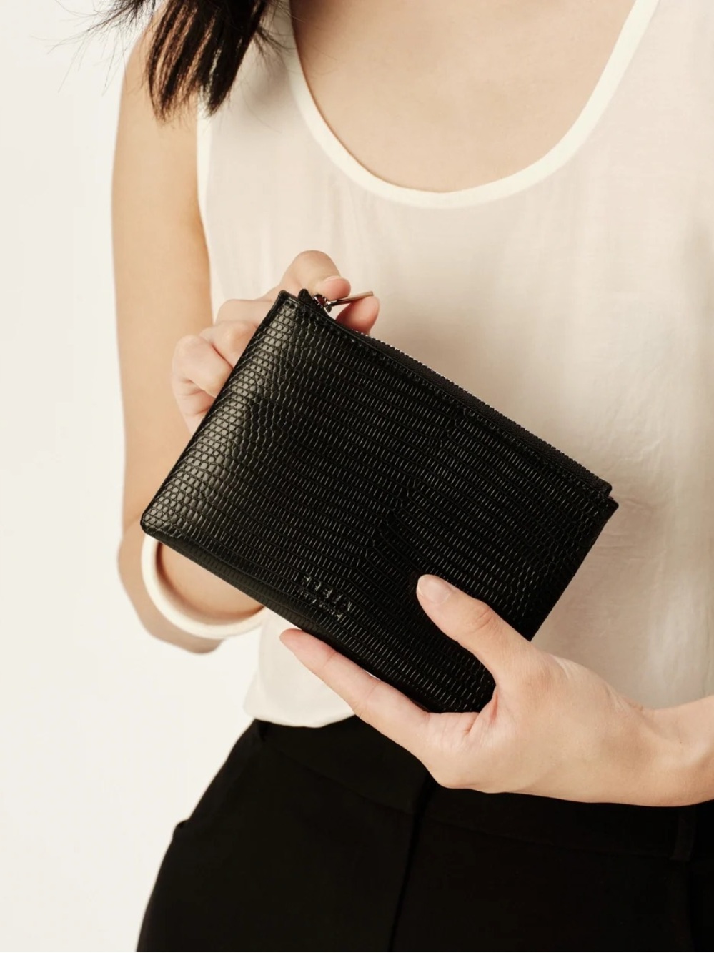 FREJA New York Black Leather Zip Pouch